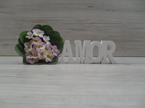 Palavra decorativa AMOR - linha BK