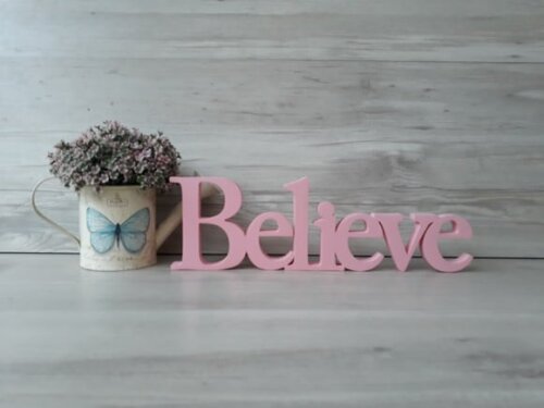 Palavra Decorativa Believe Mod. BS