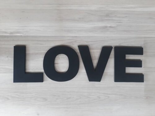 Palavra Decorativa de Parede LOVE