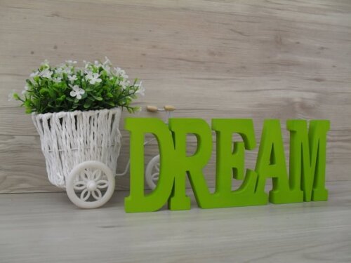 Palavra decorativa DREAM - linha BK M