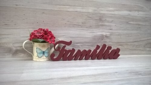 Palavra decorativa em mdf Família- Linha Clássico