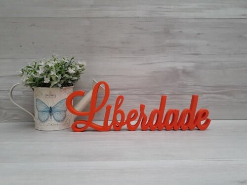 Palavra decorativa em mdf Liberdade - Mod LS