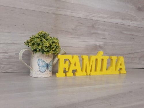 Palavra decorativa FAMÍLIA - linha BK M