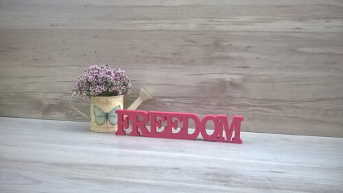 Palavra decorativa FREEDOM - linha BK
