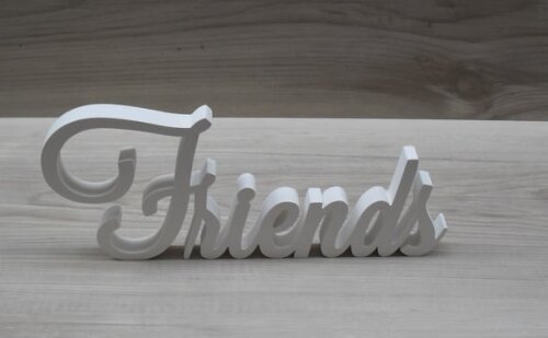 Palavra decorativa Friends (Amigos)