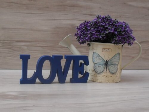Palavra decorativa LOVE - linha BK