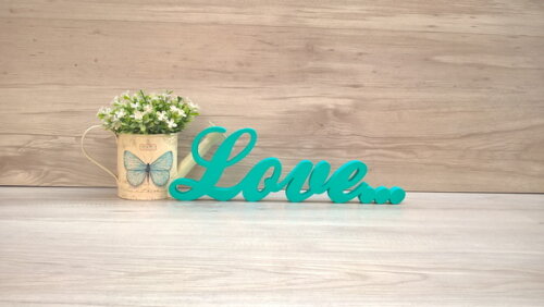 Palavra decorativa Love... - clássico