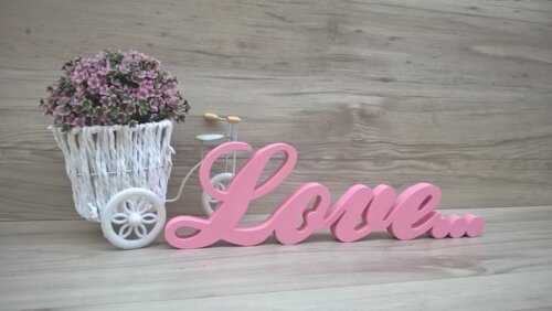 Palavra decorativa Love... - clássico