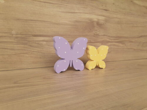 Par de Borboletas de mesa em mdf - 8 e 6 cm