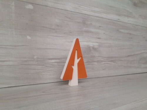 Pinheiro Escandinavo com Tronco- Peça de Mesa em mdf - 15 cm