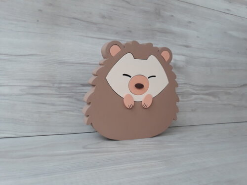 Porco espinho de mesa em MDF - Decoração Infantil - 15 cm