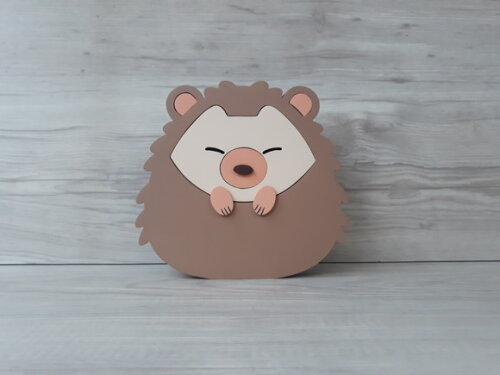 Porco espinho de mesa em MDF - Decoração Infantil - 15 cm