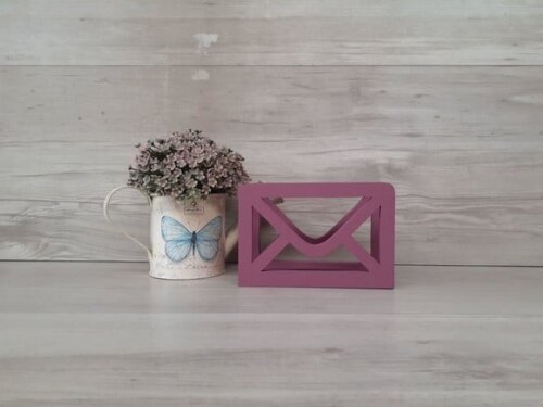 Porta Cartas Envelope