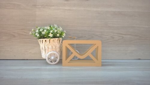 Porta Cartas Envelope