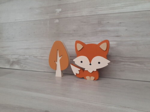 Raposa de Mesa + Árvore Escandinava em mdf - 15 cm