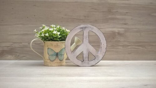 Simbolo Paz - 15 cm - pátina