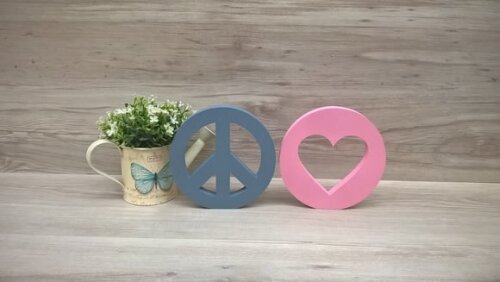 Símbolos Paz e Amor - 15 cm DUO