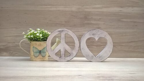 Símbolos Paz e Amor - 15 cm DUO - Pátina