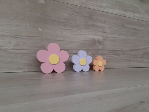 Trio de Flores de Mesa em mdf