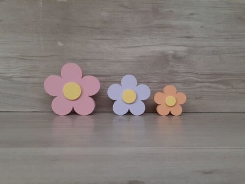 Trio de Flores de Mesa em mdf
