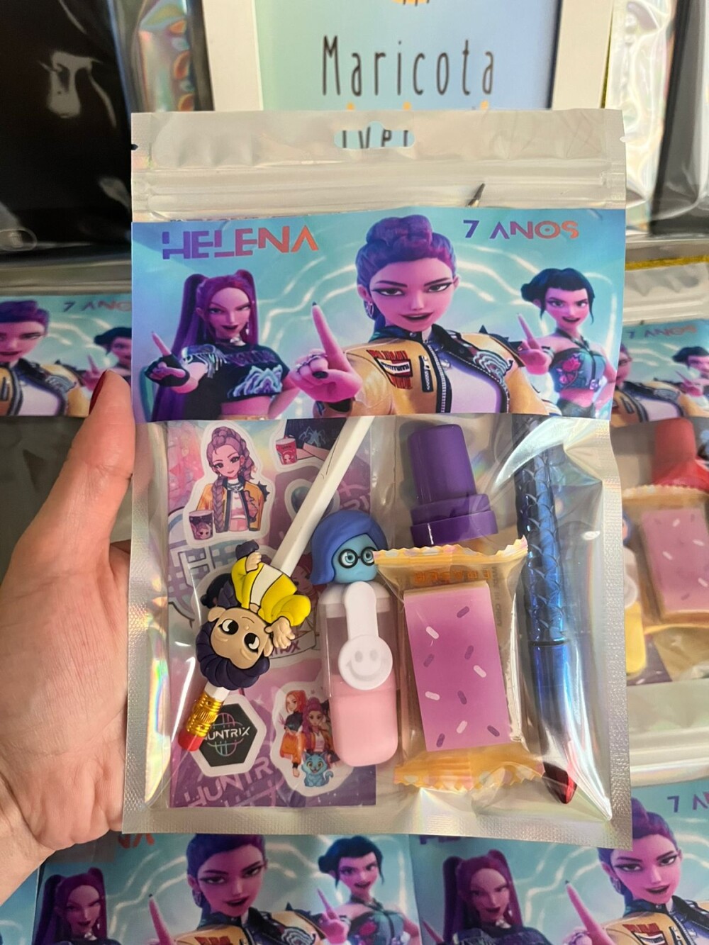 Kit Papelaria Fofa com 8 itens - Kpop