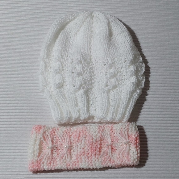 Gorrinho e Tiara Rosa em Tricô para Bebê