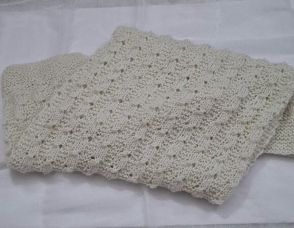 Manta Bege Tricot Bebê: Suavidade e Aconchego