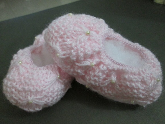 Sapatilha Bebê Bordada com Pérolas