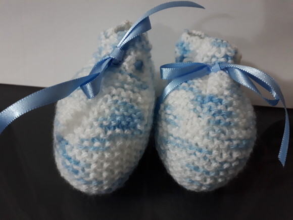 Sapatinho Tricô Lã Matiz Azul e Branco