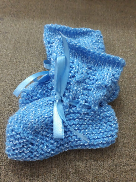 Sapatinhos em Tricô Modelo Tradicional