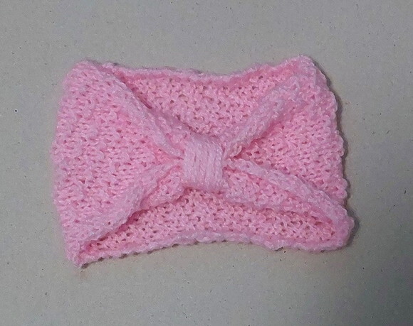Tiara Rosa em Tricô para Bebê