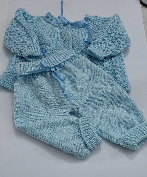 Conjuntinho Azul em Tricô para Bebê - Casaquinho e Calça