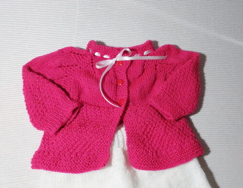 Conjunto em Tricô Rosa Choque (casaquinho e Calça Comprida)