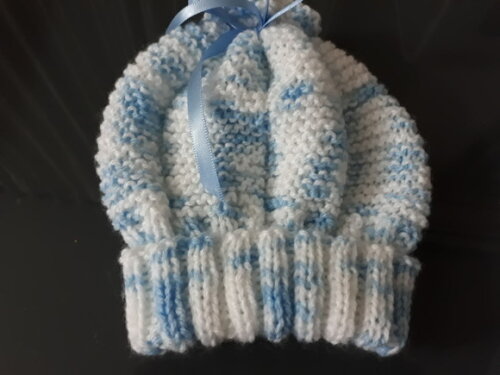 Gorrinho Matiz Azul e Branco