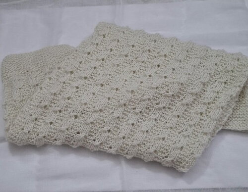 Manta Bege Tricot Bebê: Suavidade e Aconchego