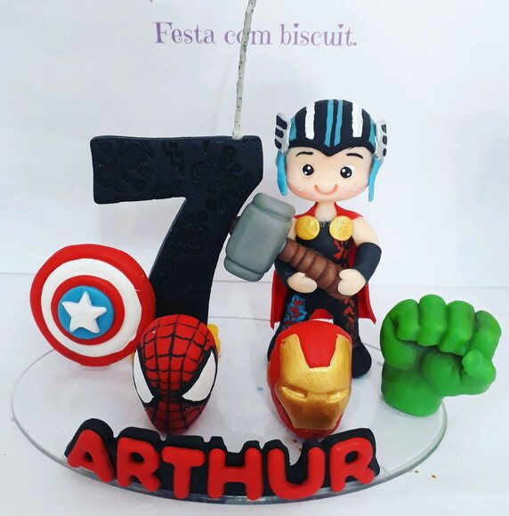Topo de bolo herois