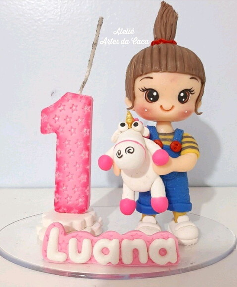 Topo de Bolo Menina e Unicórnio (agnes)
