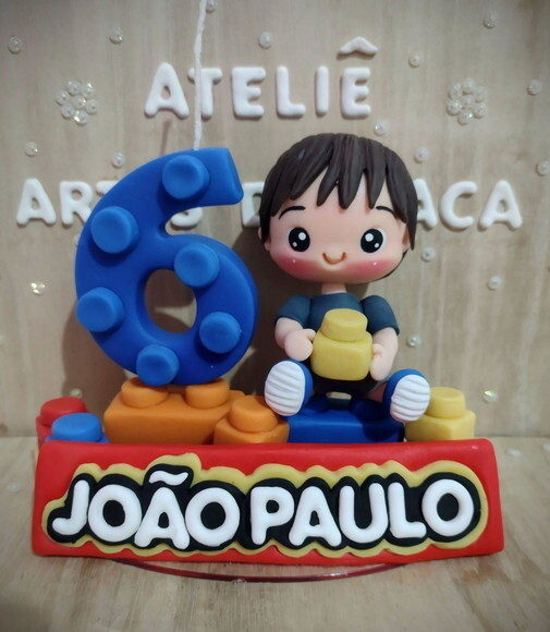 Topo Pecinhas Coloridas com Boneco Personalizando