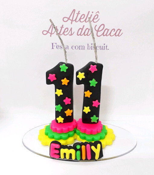 Vela personalizada festa neon.