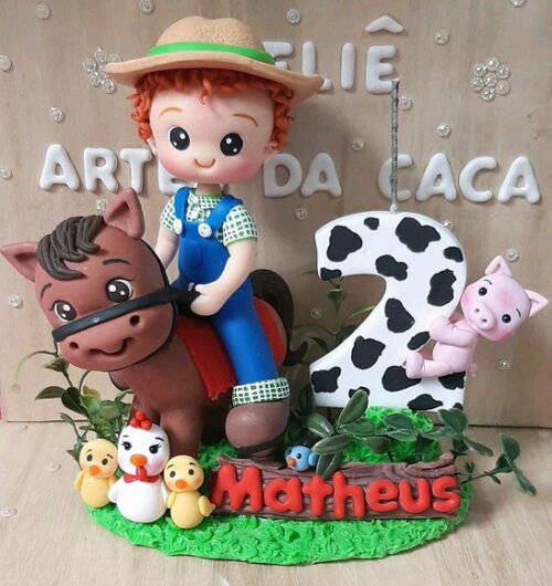 Topo de bolo fazendinha menino