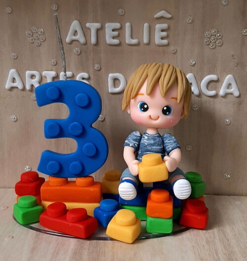 Topo de Bolo Pecinhas com Boneco Personalizando