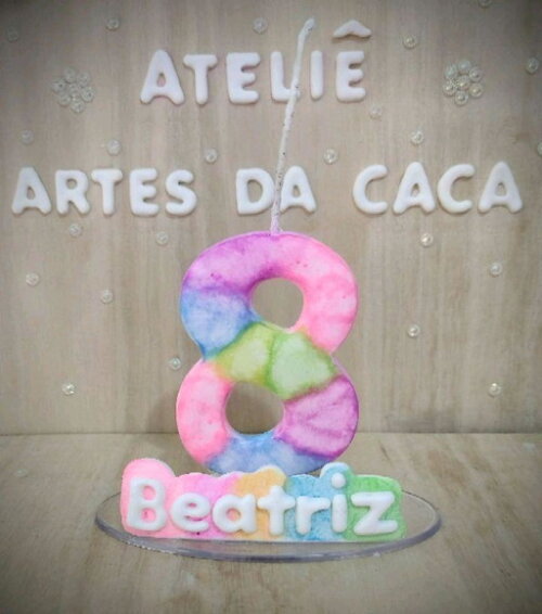 Vela com nome tie dye