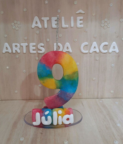Vela com nome tie dye