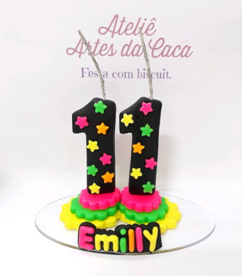 Vela personalizada festa neon.