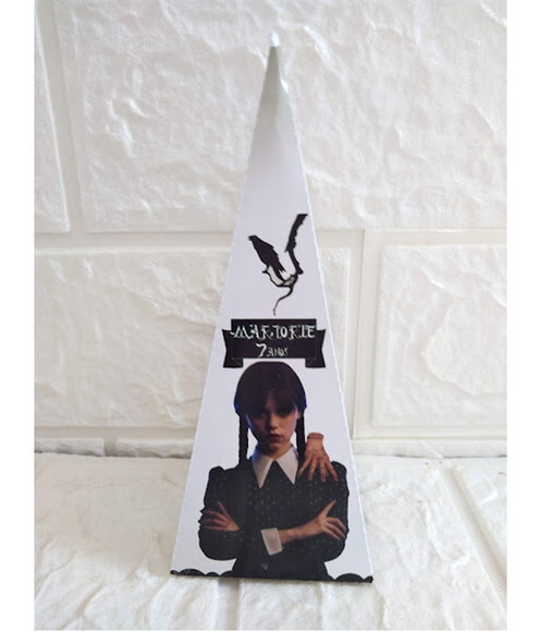 30 Caixas Cone Piramide Wandinha Lembrancinha Aniversário