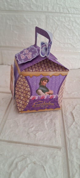 60 Lembrancinhas Personalizadas Rapunzel