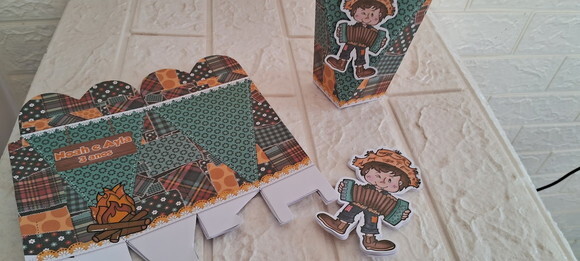 Kit de Personalizados Festa Junina 45 Itens Lembrancinhas