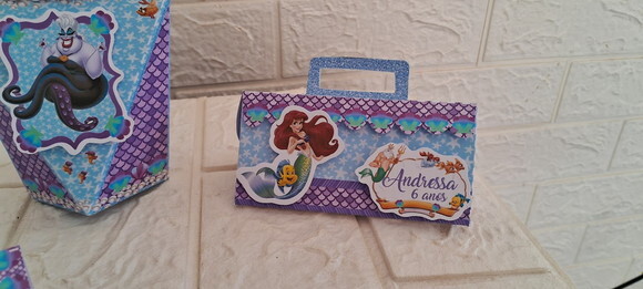 Kit Festa: 45 Lembrancinhas Personalizadas a Pequena Sereia