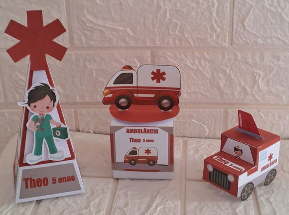 Lembrancinha Ambulancia Caixa Piramide Aniversário Festa