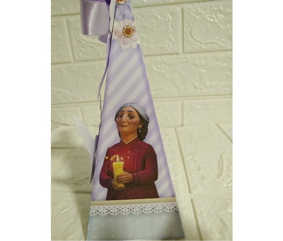 Lembrancinha Encanto 10 Unidades Personalizada sem Laço